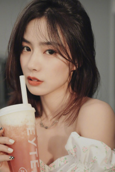 四位少妇按摩电影